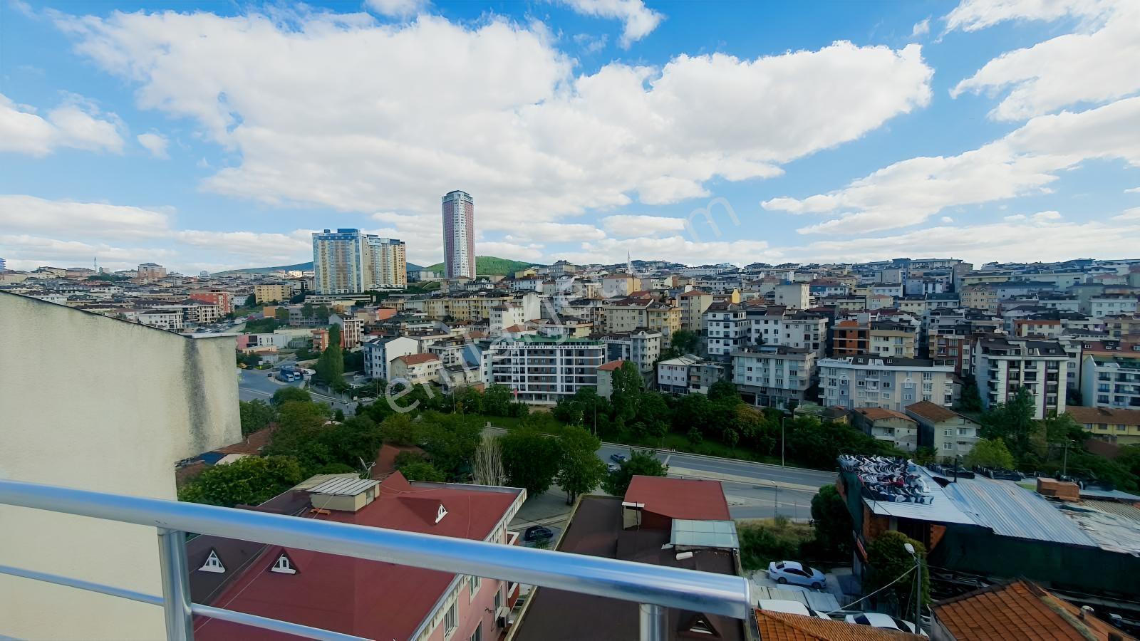 İçerenköy De Geniş Dubleks Çift Girişli Katta Tek 230 M2 Daire — fotoğraf 17