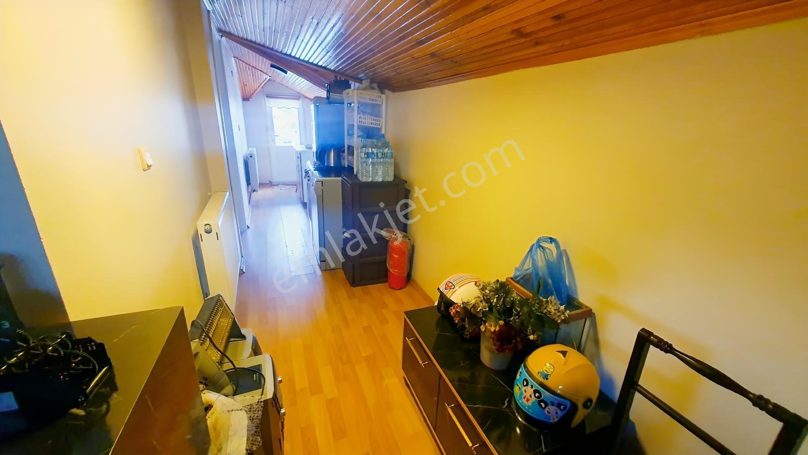 İçerenköy De Geniş Dubleks Çift Girişli Katta Tek 230 M2 Daire — fotoğraf 23