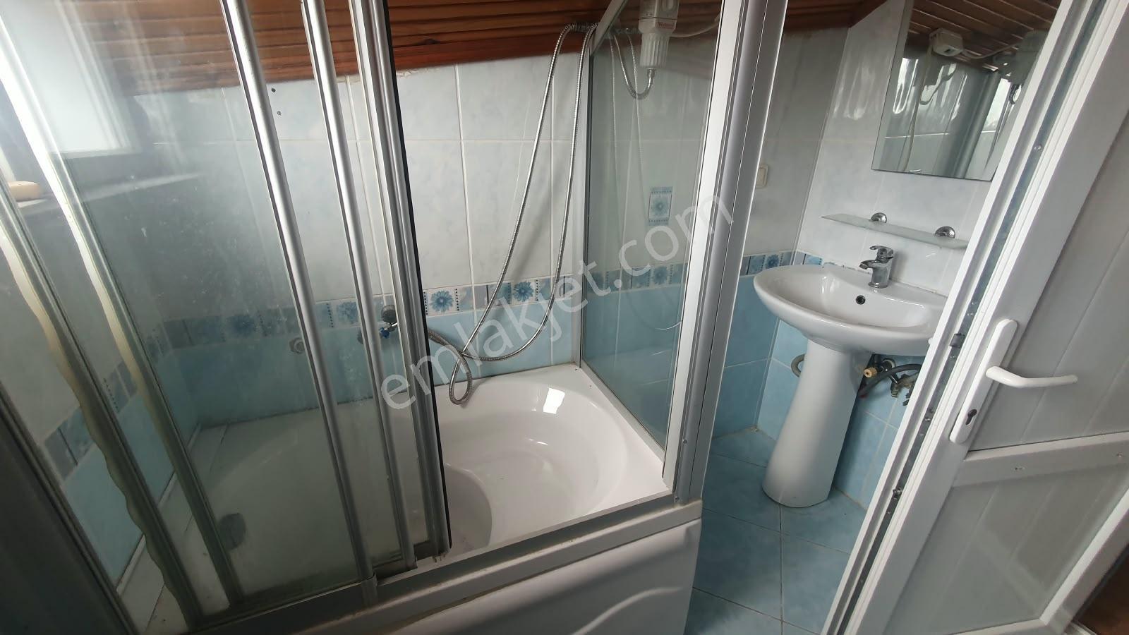 İçerenköy De Geniş Dubleks Çift Girişli Katta Tek 230 M2 Daire — fotoğraf 28