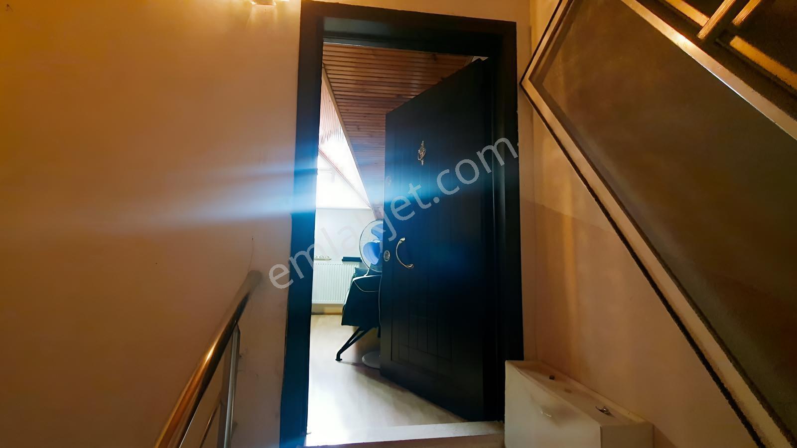 İçerenköy De Geniş Dubleks Çift Girişli Katta Tek 230 M2 Daire — fotoğraf 31