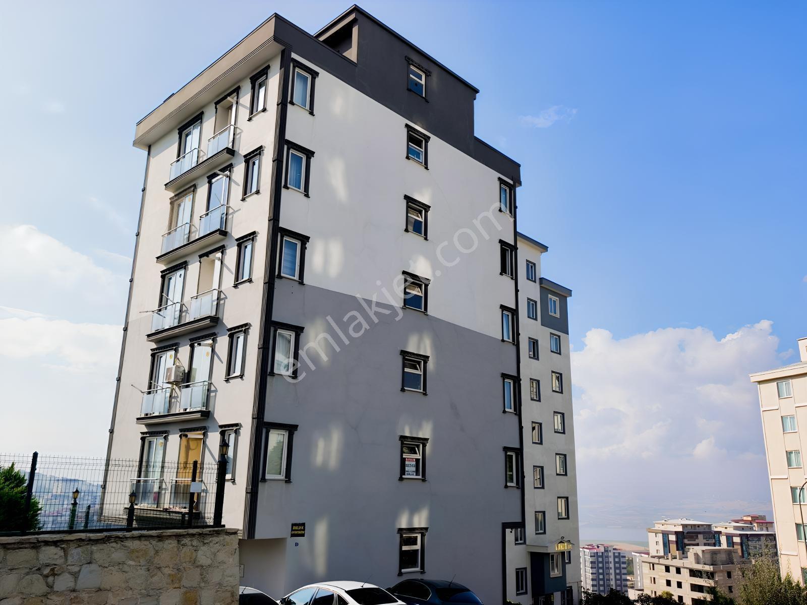 Yıldırım Emlaktan Mevsim Sit. Civarı Satılık 1+1 Daire — fotoğraf 2