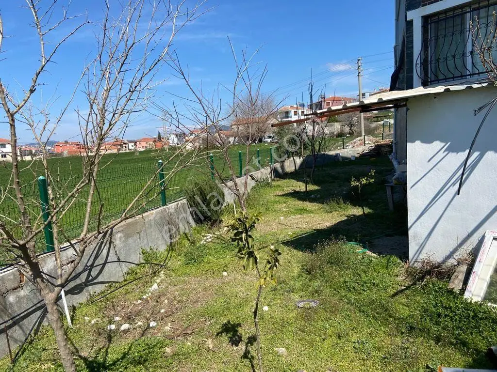 Foça Kazımdirik Mahallesi’nde Satılık 3+1 — fotoğraf 4