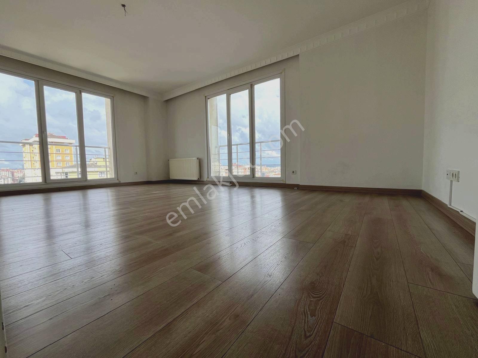 Şerifalide Sosyal Donatılı Site İçinde 4+1 Satlık Daire/for Sale — fotoğraf 4