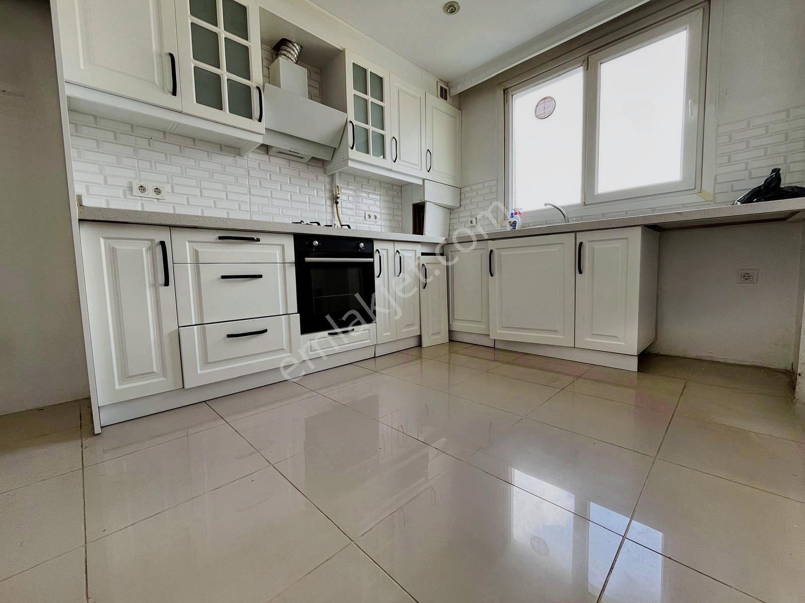 Şerifalide Sosyal Donatılı Site İçinde 4+1 Satlık Daire/for Sale — fotoğraf 9