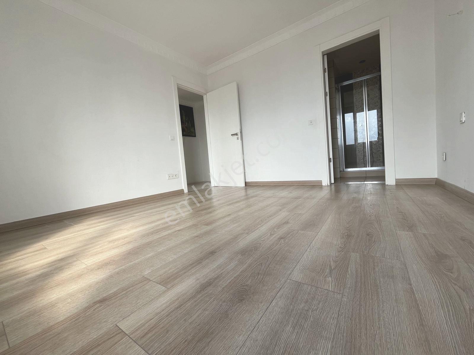 Şerifalide Sosyal Donatılı Site İçinde 4+1 Satlık Daire/for Sale — fotoğraf 12