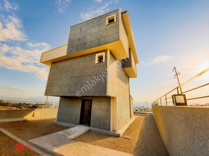 Çandarlıda Full Deniz Manzaralı 160m2 Bahçeli Ultra Lüks Villa — fotoğraf 6
