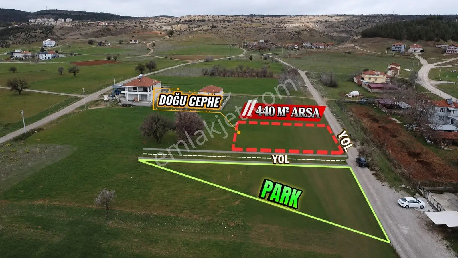 Yerli Gayrimenkul'den Akpınar Mahallesi 440 M² Köşe Parsel Arsa — fotoğraf 2