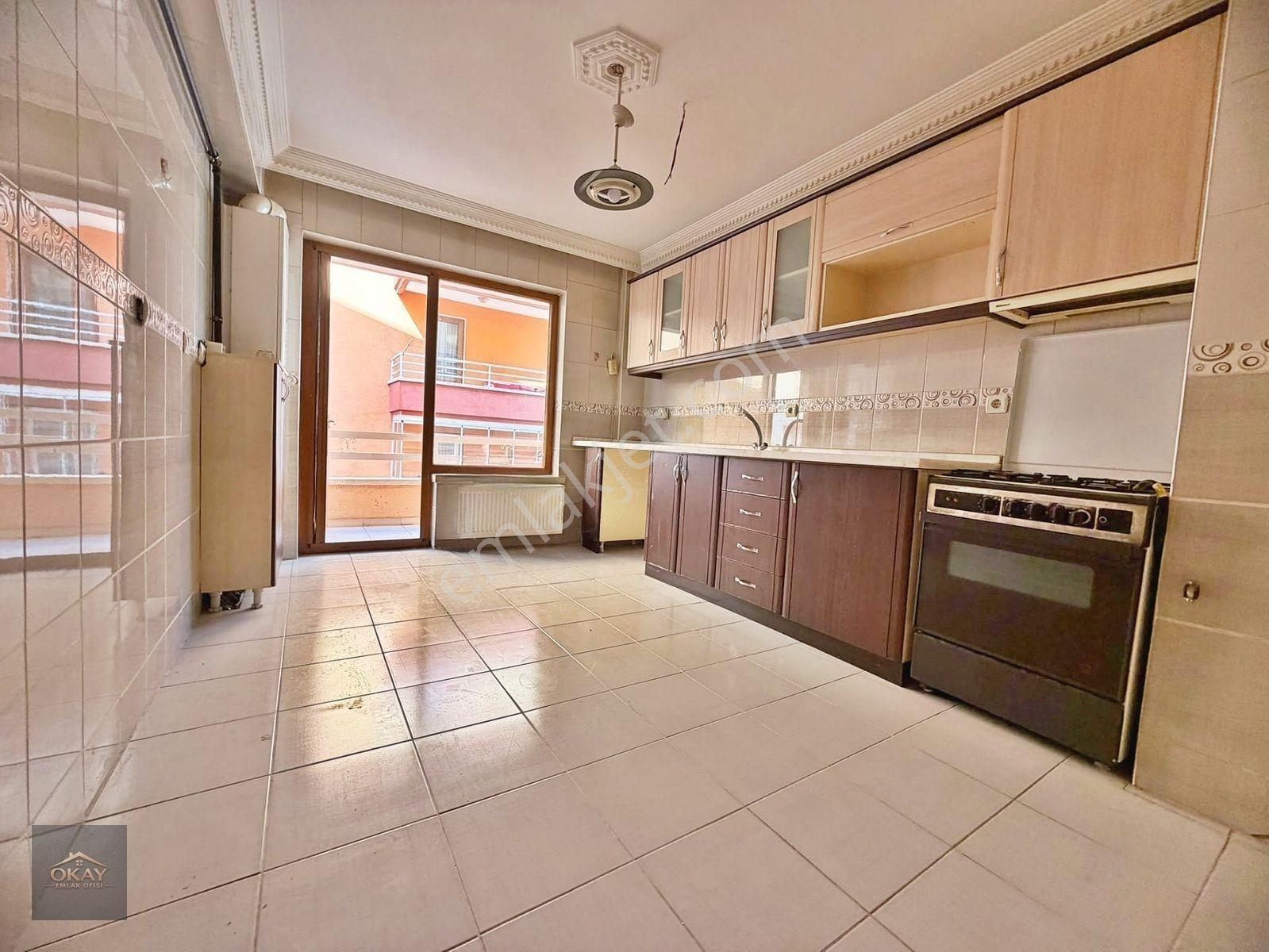 Celal Esat Arseven Cadde Paraleri 1. Ara Kat'ta Geniş 3+1 145m² — fotoğraf 2