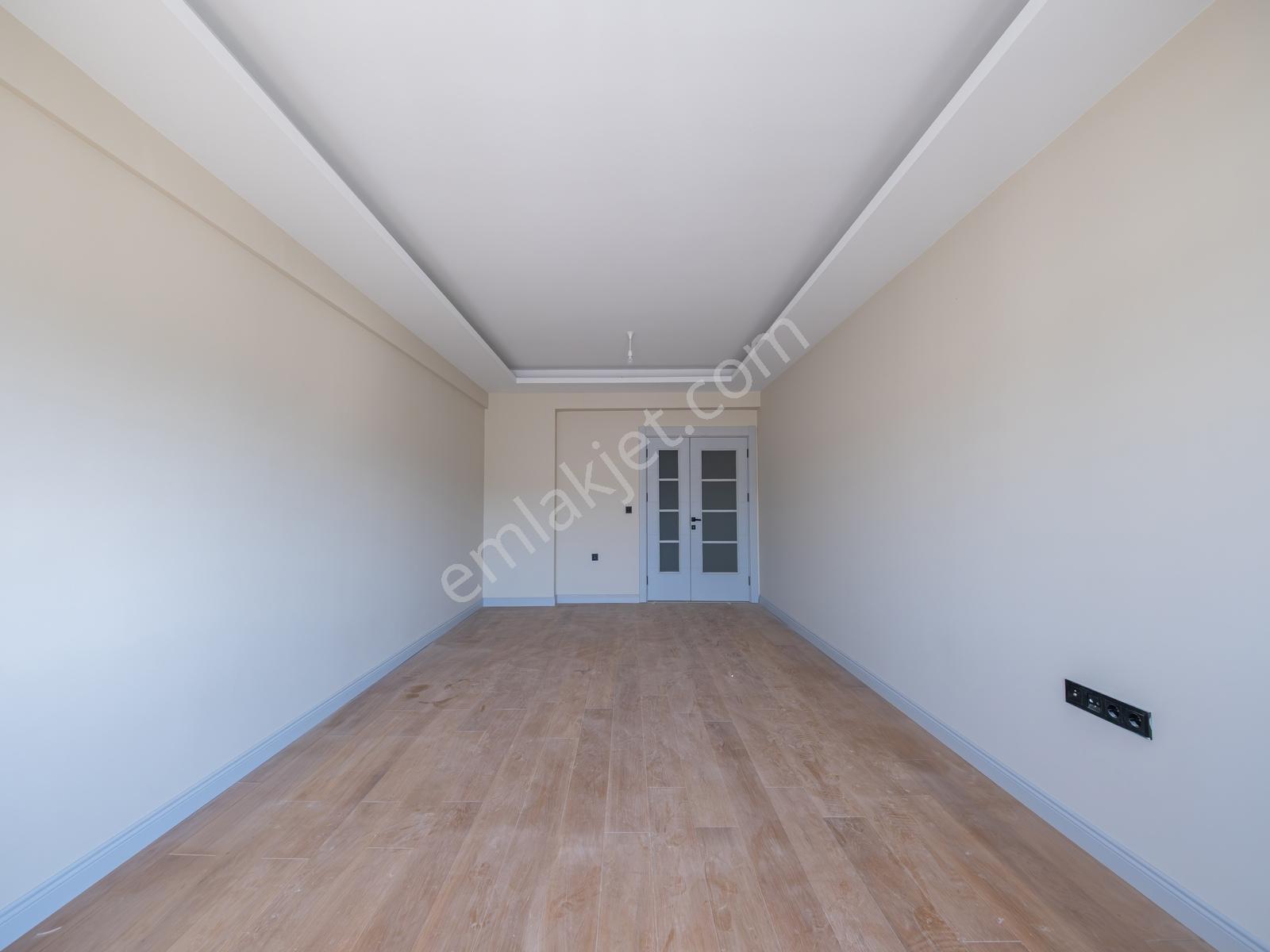 Bornova'da Yeni Binada Site İçerisinde Sıfır Satılık 3+1 Daire — fotoğraf 6