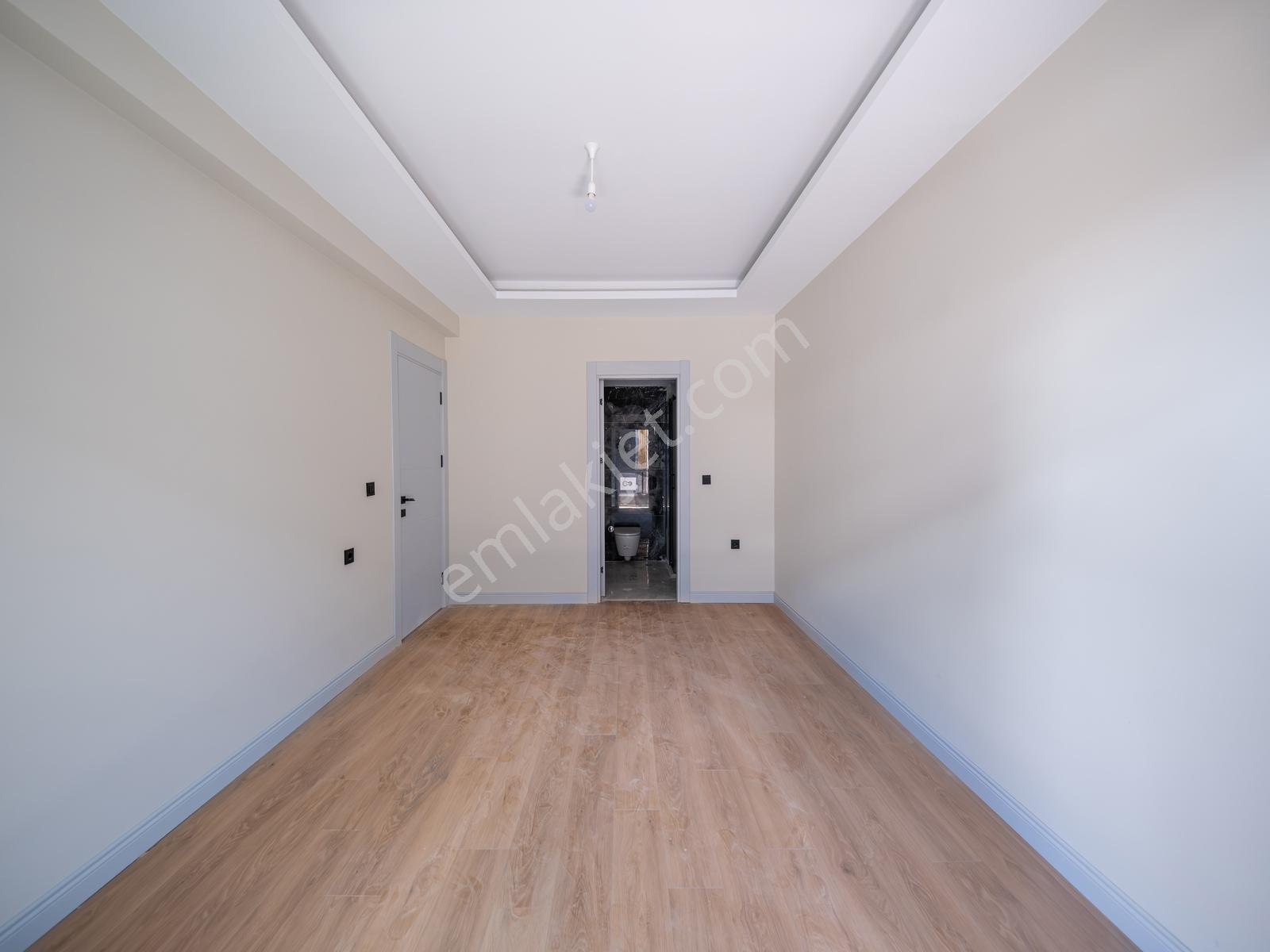 Bornova'da Yeni Binada Site İçerisinde Sıfır Satılık 3+1 Daire — fotoğraf 14