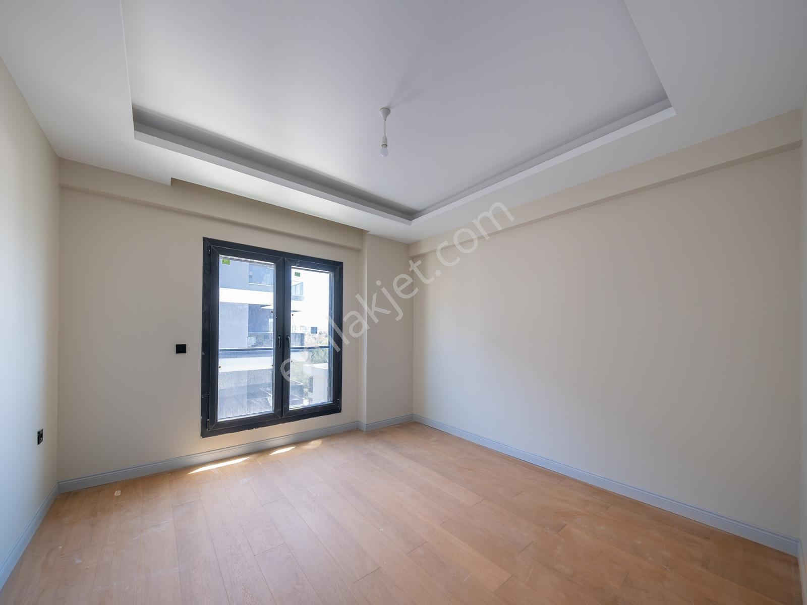 Bornova'da Yeni Binada Site İçerisinde Sıfır Satılık 3+1 Daire — fotoğraf 20