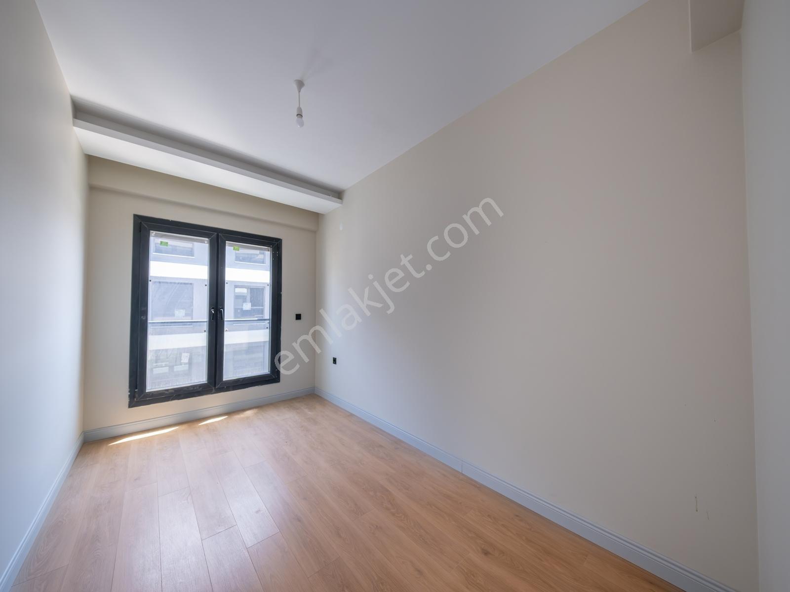 Bornova'da Yeni Binada Site İçerisinde Sıfır Satılık 3+1 Daire — fotoğraf 22