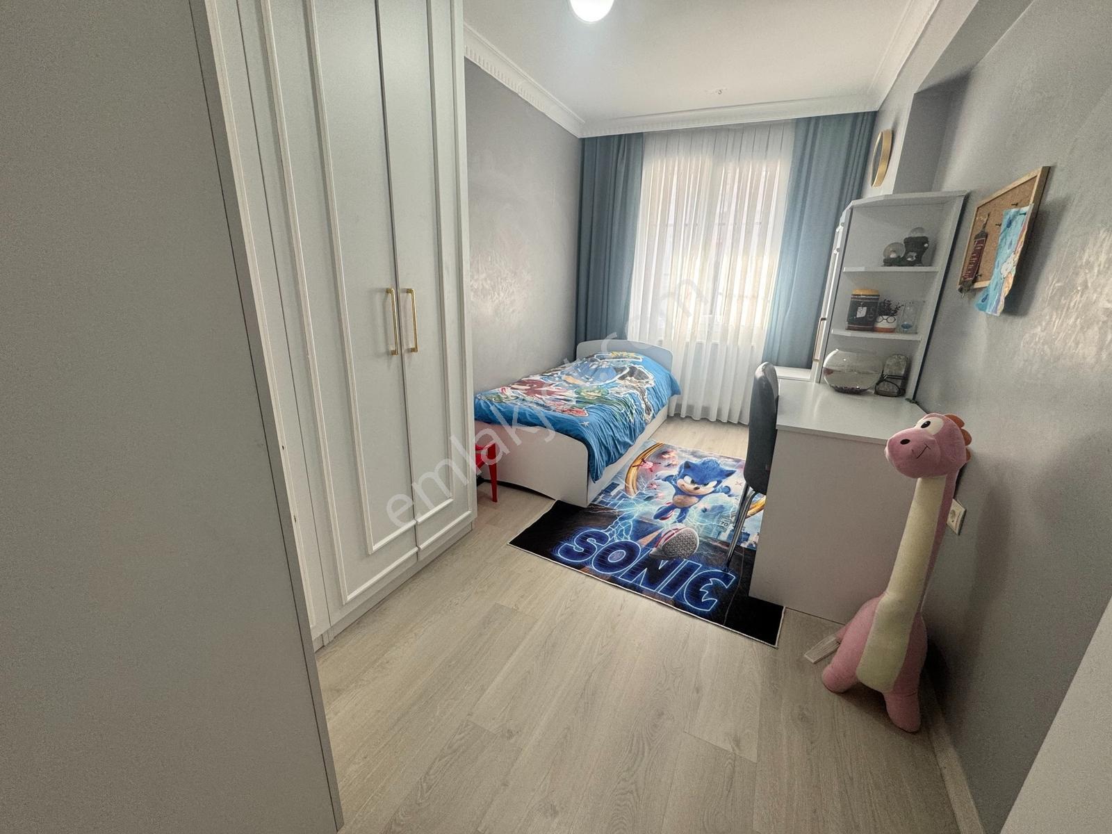 *çevrem* Sultan Murat'da Harika Konumda Yatırıma Uygun 2+1 85m² — fotoğraf 23