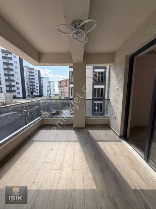 Işık Gayrimenkul'den Yıldızkent'te Satılık 4+1 Daire — fotoğraf 5