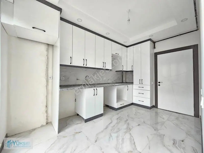 Gümüşçay'da Satılık Fırsat 2+1 Daire 110 M2 Caddeye Yakın — fotoğraf 4