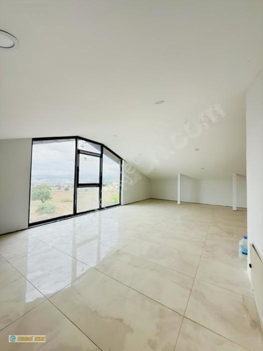 Karadağ Gayrimenkulden Nilüfer Özlüce'de 4 Katlı Sıfır Villa — fotoğraf 13