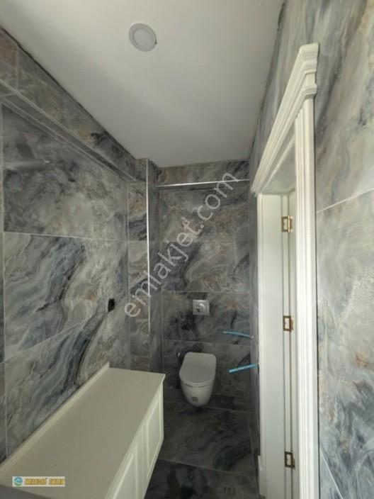 Karadağ Gayrimenkulden Nilüfer Özlüce'de 4 Katlı Sıfır Villa — fotoğraf 16