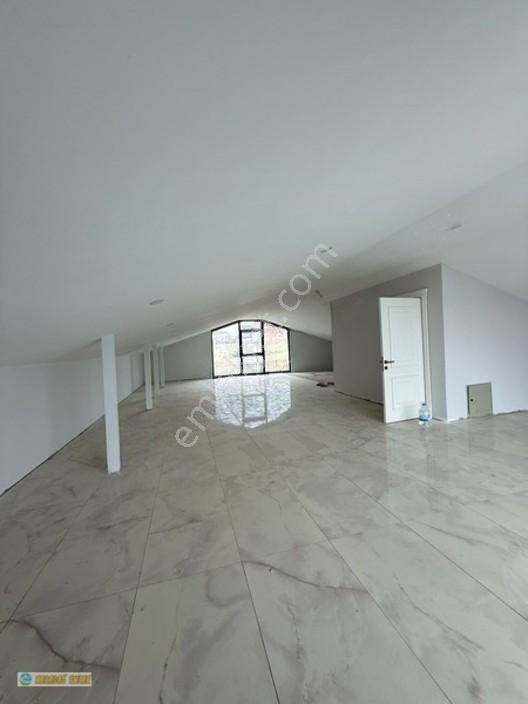 Karadağ Gayrimenkulden Nilüfer Özlüce'de 4 Katlı Sıfır Villa — fotoğraf 18