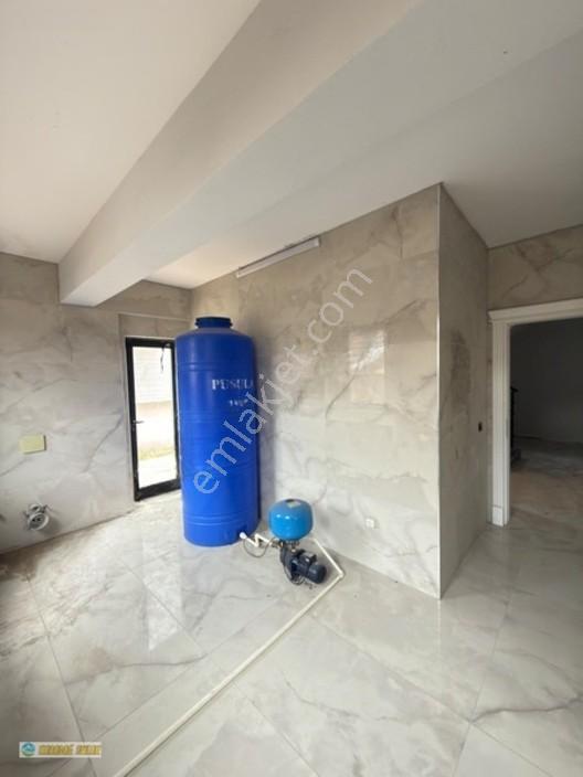 Karadağ Gayrimenkulden Nilüfer Özlüce'de 4 Katlı Sıfır Villa — fotoğraf 31