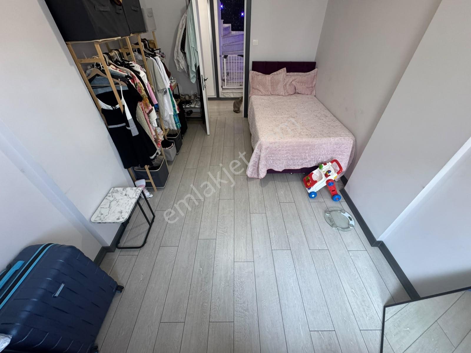 Sadece Kumsaldan Full Eşyalı Doğalgazlı_4+1_geniş Fırsat Dublex — fotoğraf 19