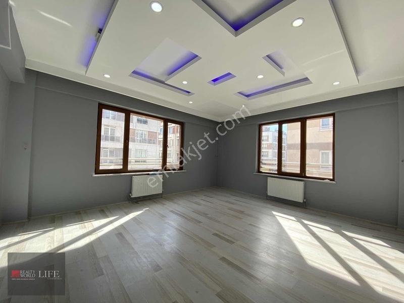 Rw Lıfe // Çamlıca Mah. Birlik Caddesi Satılık 3+1 Daire — fotoğraf 11