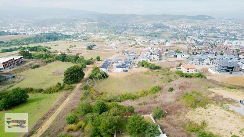 Remax Şehır'den Kadıköy'de Doğa Manzaralı Fırsat Arsa — fotoğraf 2