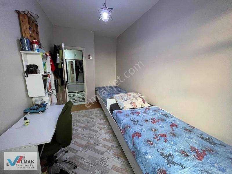 Evalamak'ta Söğütlüçeşme Mah.de Satılık 2+1 Hisseli Arakat Daire — fotoğraf 10
