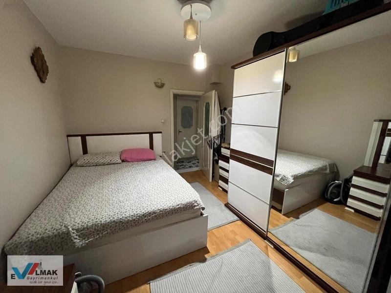 Evalamak'ta Söğütlüçeşme Mah.de Satılık 2+1 Hisseli Arakat Daire — fotoğraf 23
