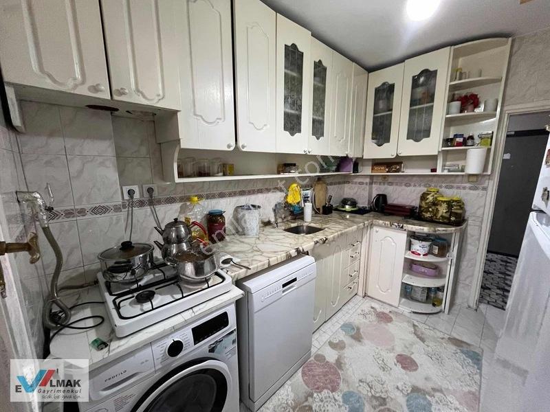 Evalamak'ta Söğütlüçeşme Mah.de Satılık 2+1 Hisseli Arakat Daire — fotoğraf 24