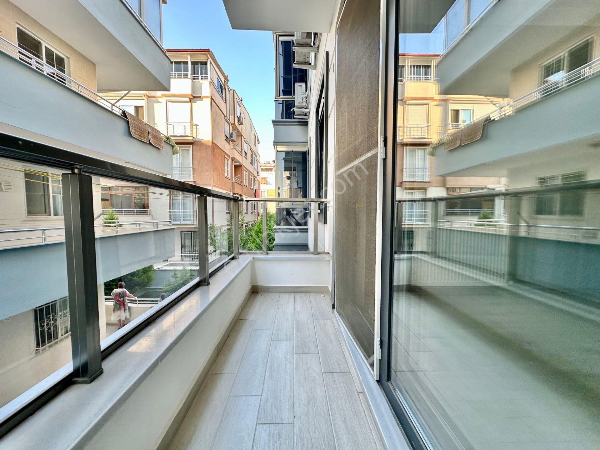 ꧁yetkili Ay Emlaktan꧂altınkum Pazar Sokağında Denize Sadece 200 Metre Kombili Satılık 2+1 Lüx Daire — fotoğraf 19