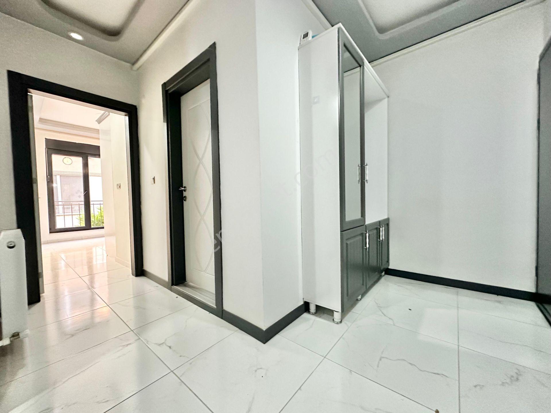 ꧁yetkili Ay Emlaktan꧂altınkum Pazar Sokağında Denize Sadece 200 Metre Kombili Satılık 2+1 Lüx Daire — fotoğraf 26