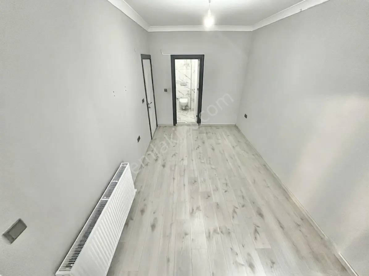 ꧁yetkili Ay Emlaktan꧂altınkum Pazar Sokağında Denize Sadece 200 Metre Kombili Satılık 2+1 Lüx Daire — fotoğraf 32