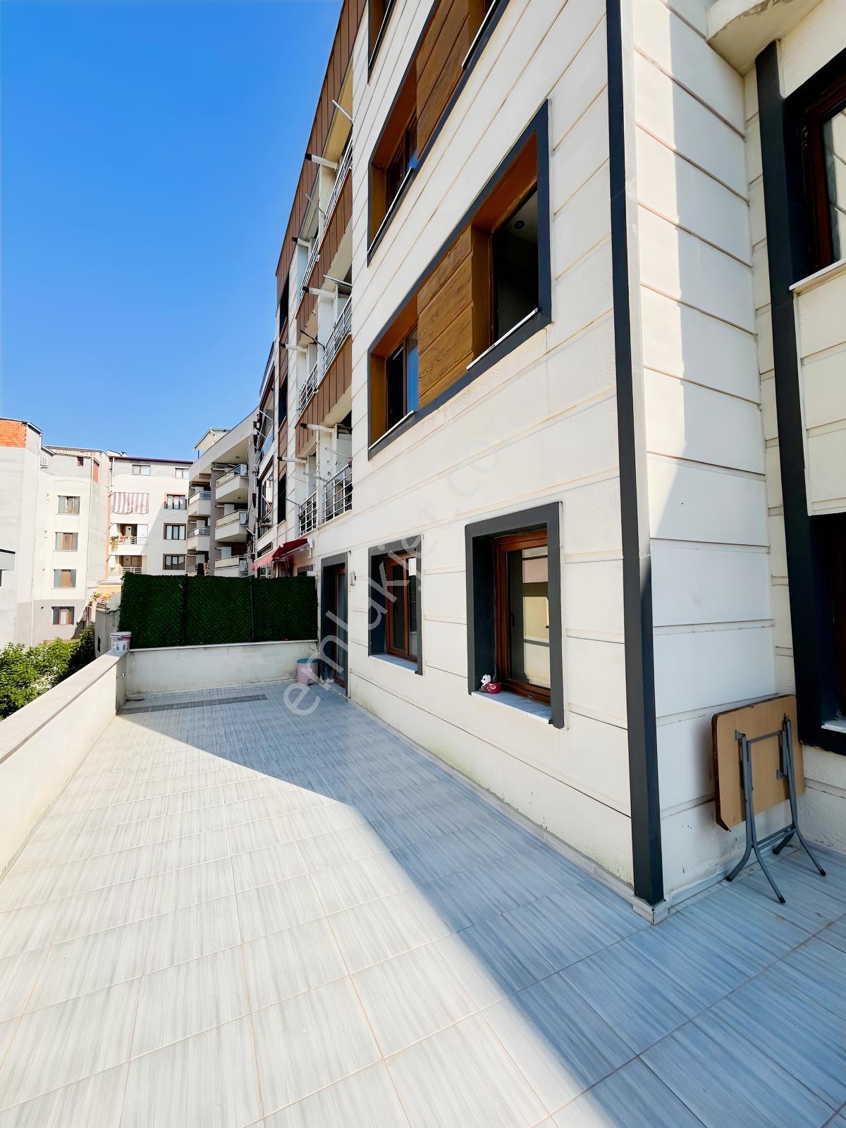 Özgün Gm'Den Manisa Caddesi Üzerinde Kapalı Mutfak Teraslı Daire
