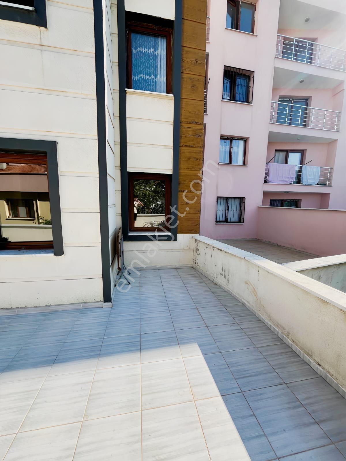 Özgün Gm'den Manisa Caddesi Üzerinde Kapalı Mutfak Teraslı Daire — fotoğraf 6