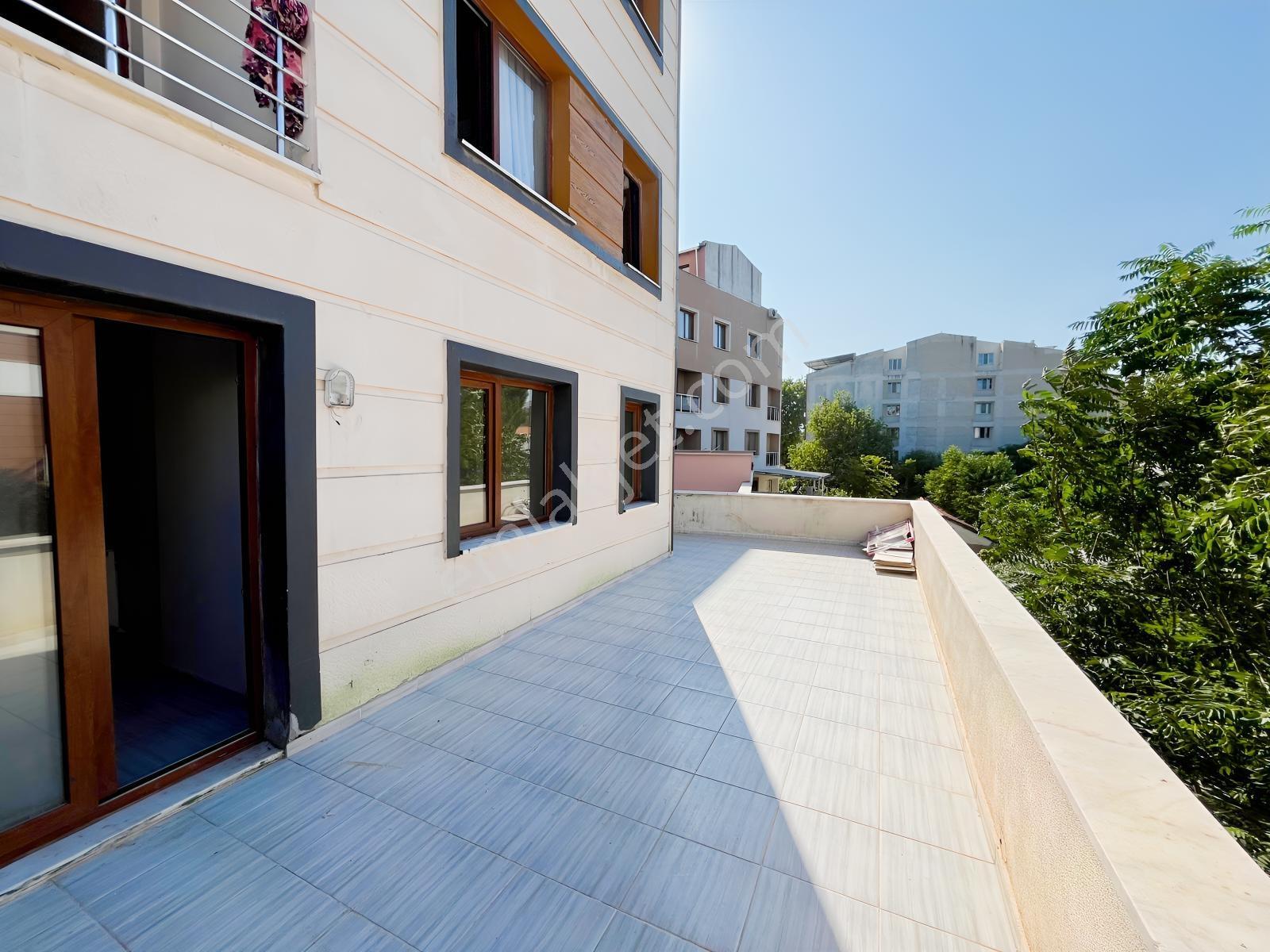 Özgün Gm'den Manisa Caddesi Üzerinde Kapalı Mutfak Teraslı Daire — fotoğraf 7