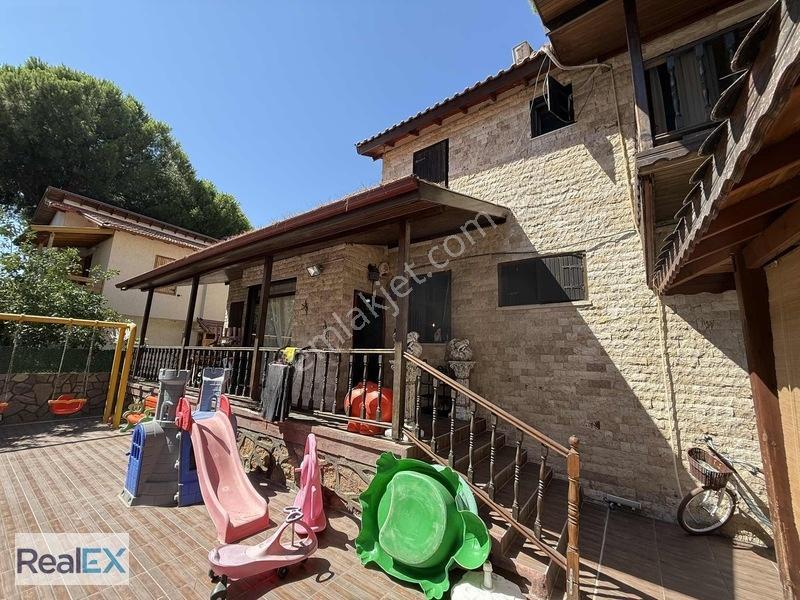 Sahile 2 Dk | Zemin Katta Odalı Tek Müstakil 3+1 — fotoğraf 6