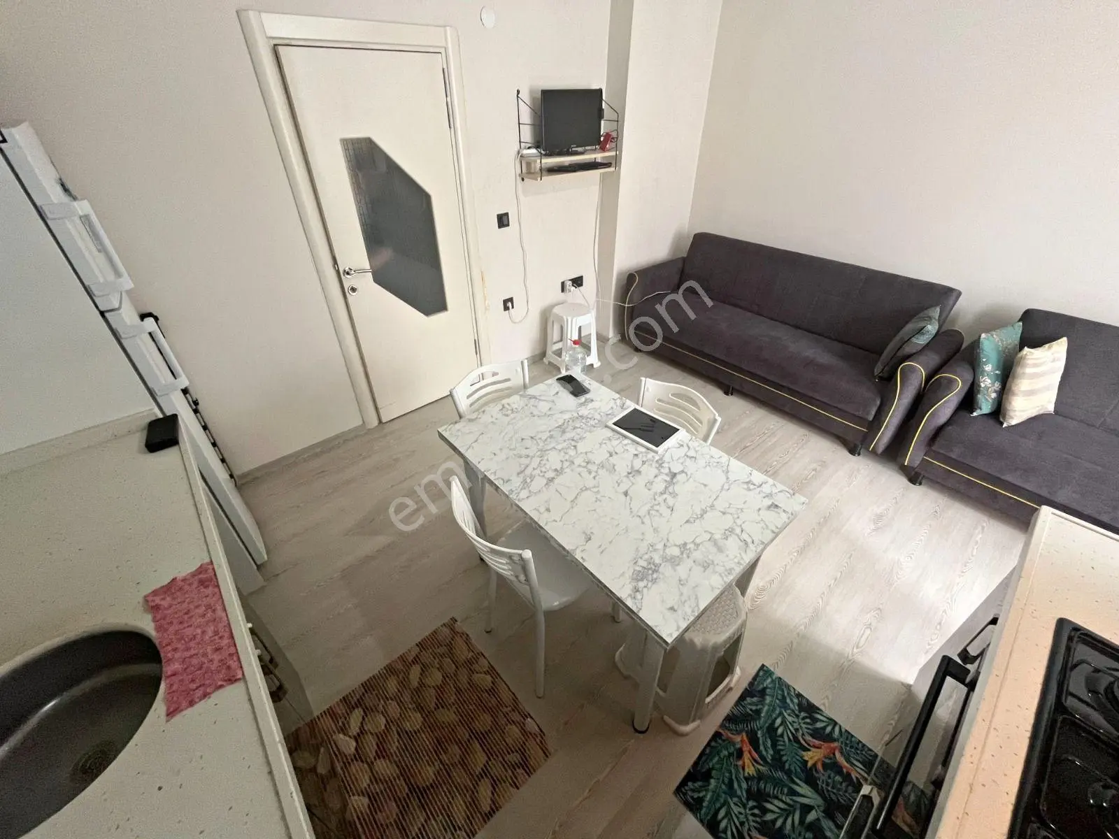 Güç'ten Akçay'da Haftanın Fırsatı Yüksek Kredili Ön Cephe Asansörlü Şık Satılık 1+1 Daire — fotoğraf 25