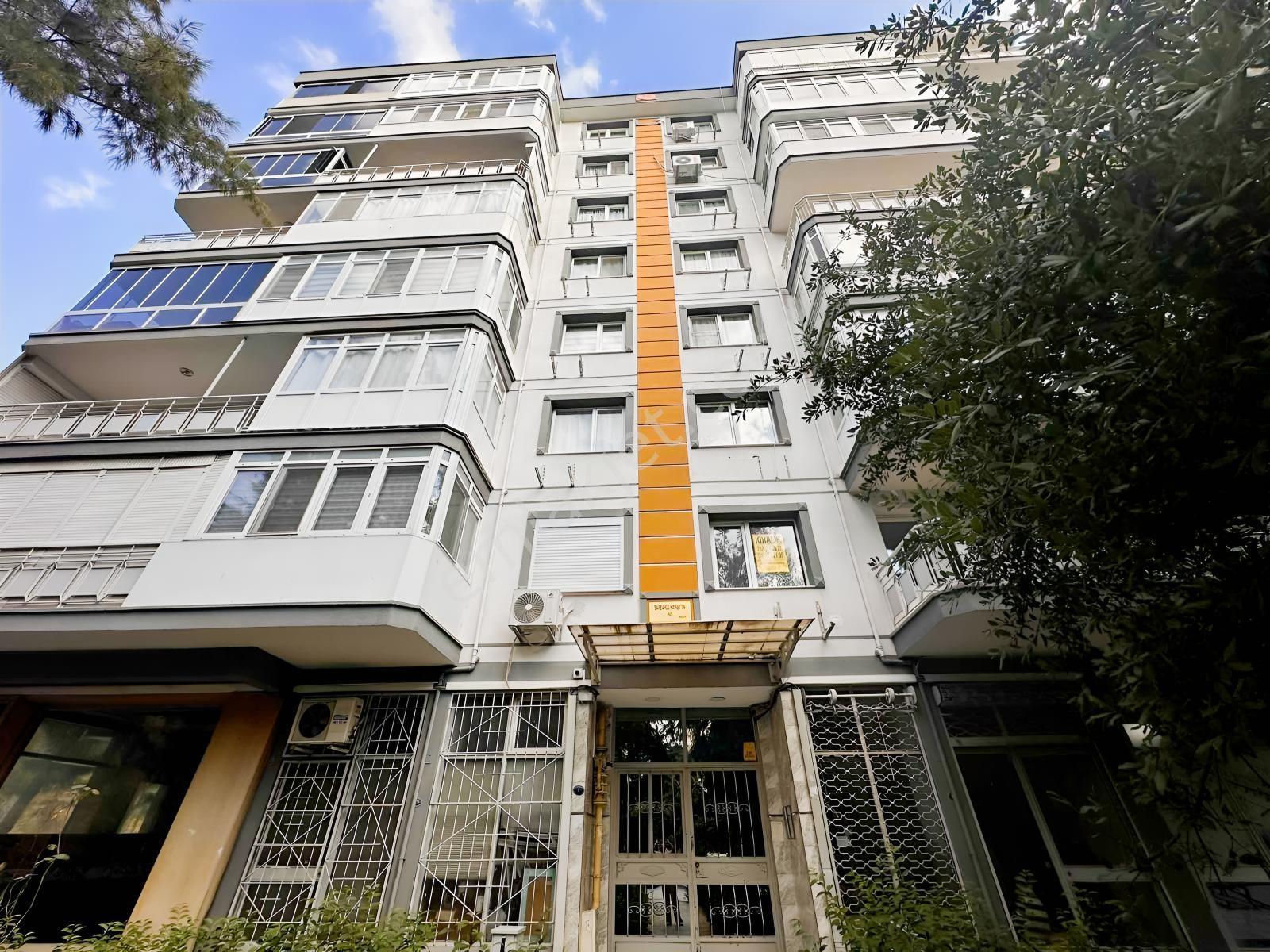 Bayraklı Osmangazi De Asansörlü Binada 3+1 Satılık Daire — fotoğraf 2