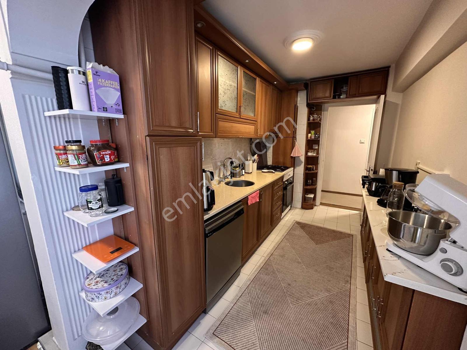 Bayraklı Osmangazi De Asansörlü Binada 3+1 Satılık Daire — fotoğraf 16