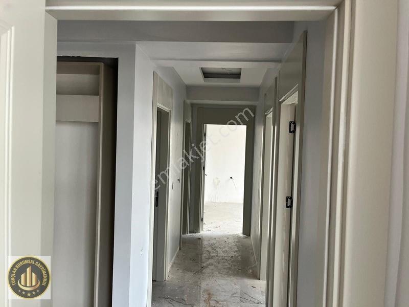 Üçkuyular Karakol Civarında Satılık Lüx 3+1 Daireler — fotoğraf 7