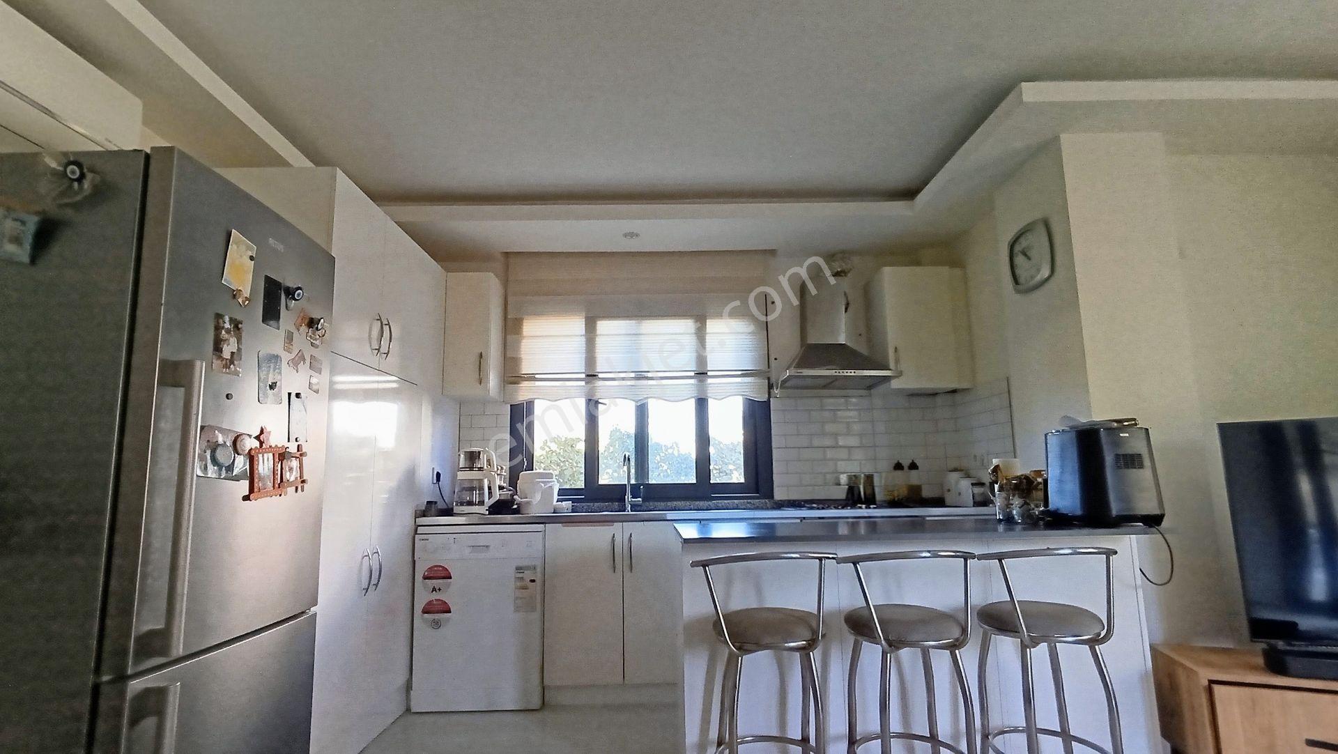 Bodrum Mumcular Bahçekat 3+1 Ebeveyn Banyolu Kameyalı Satılık Daire — fotoğraf 8