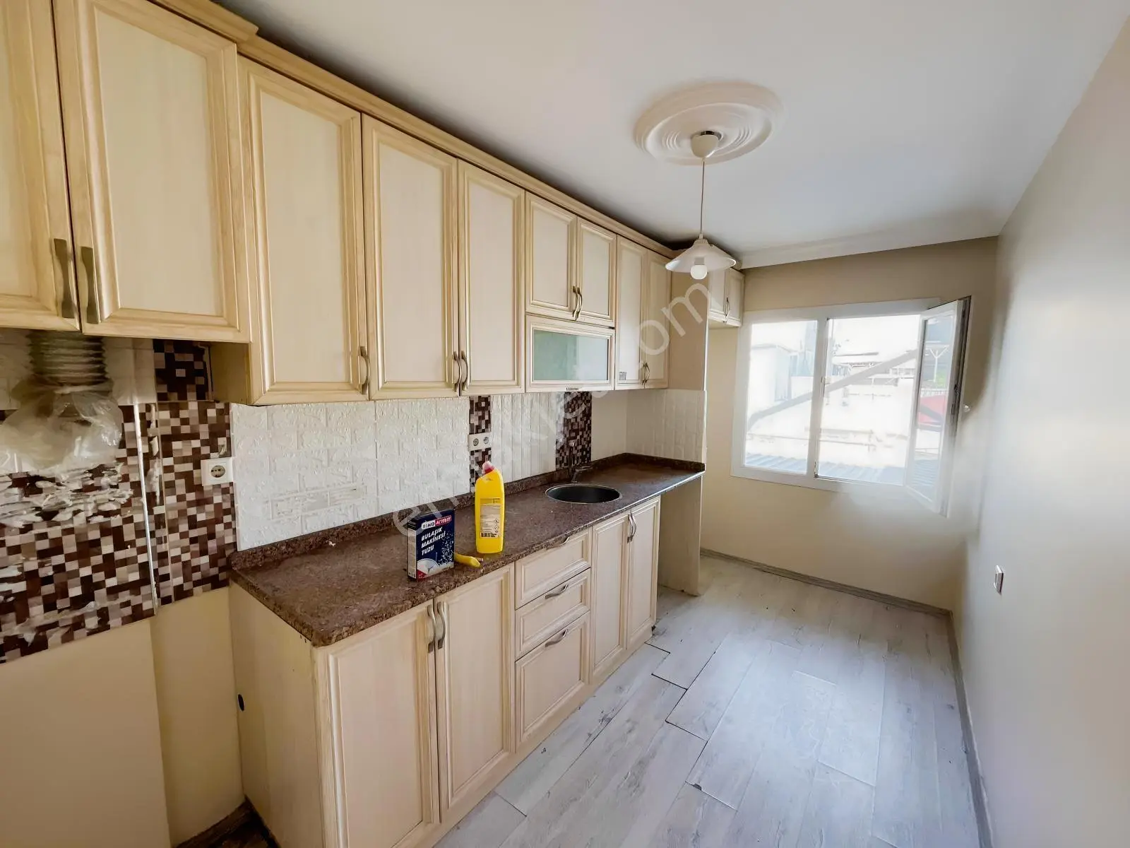 Sarıyer Mahallesi Satılık 2+1 100 M2 Daire — fotoğraf 15