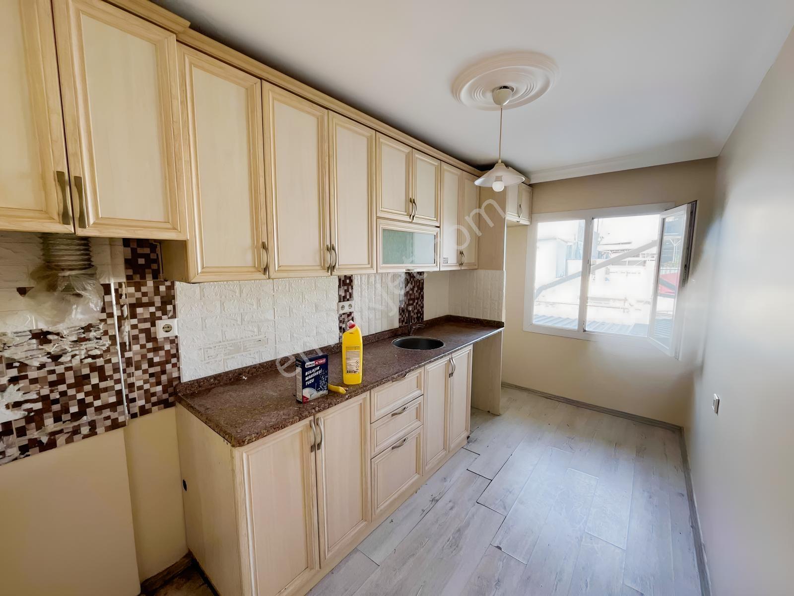 Sarıyer Mahallesi Satılık 2+1 100 M2 Daire — fotoğraf 16