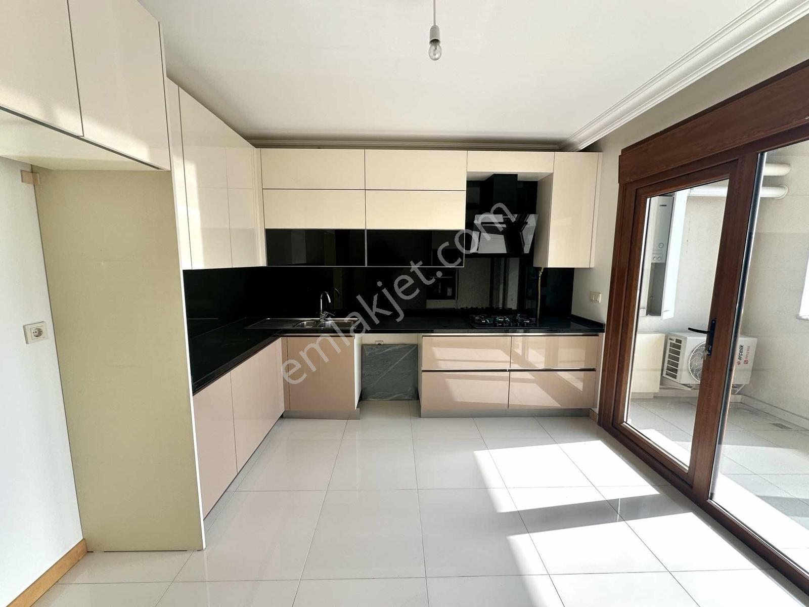 Tuzla Cami Mahallesi Manzaralı 5+2 Dubleks — fotoğraf 6