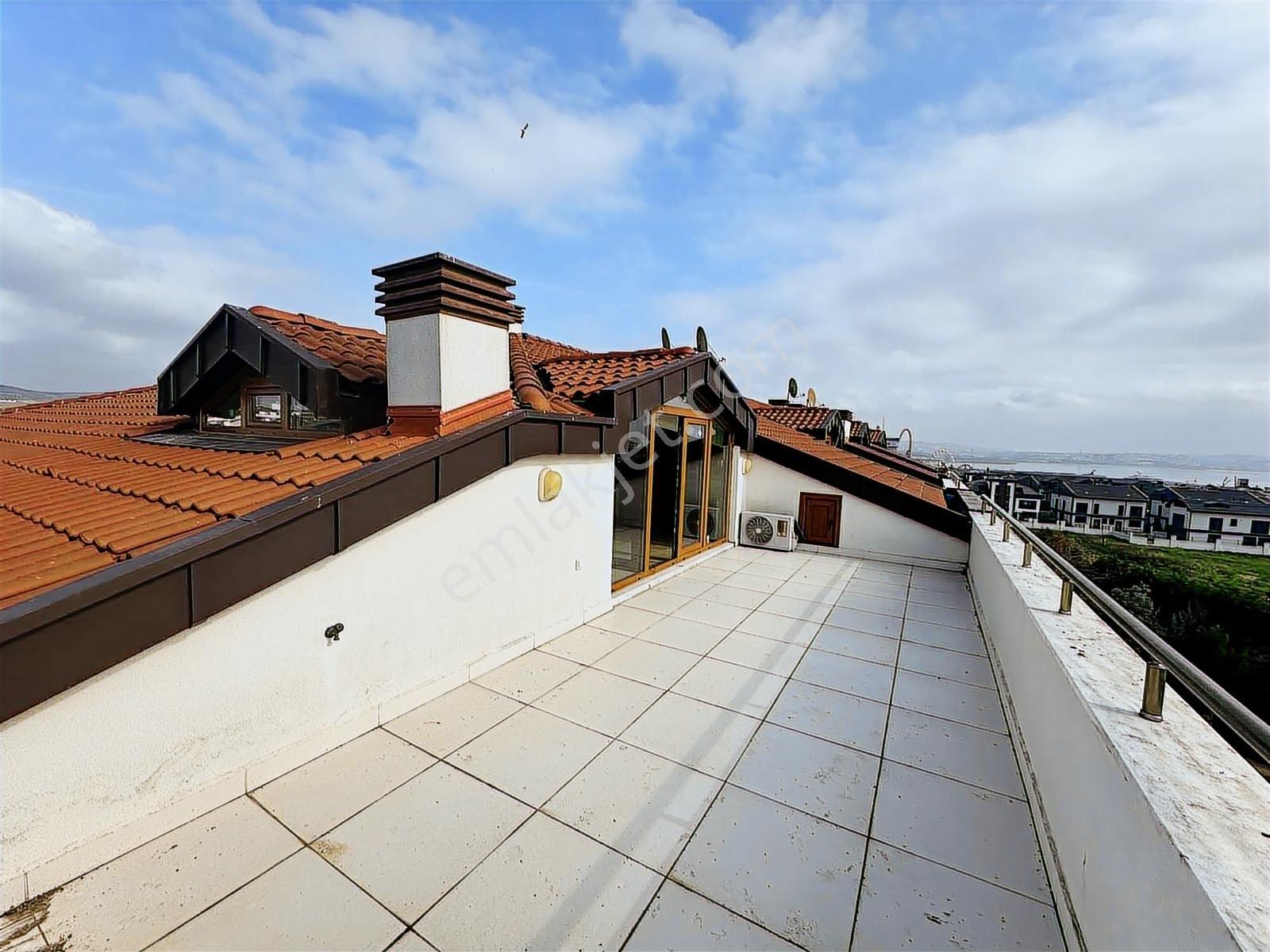 Tuzla Cami Mahallesi Manzaralı 5+2 Dubleks — fotoğraf 34