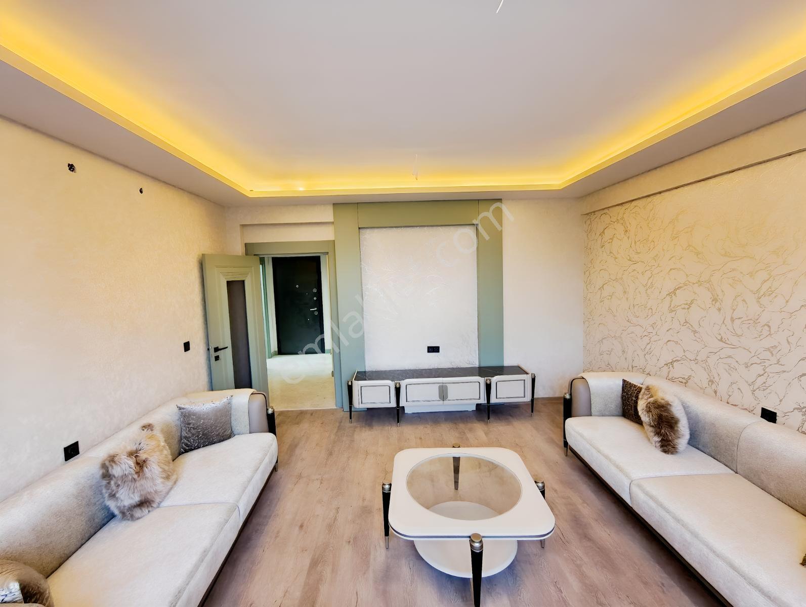 Satılık 3.5+1 Lüks Havuzlu Daire Yenişehir Dökmetaş — fotoğraf 3