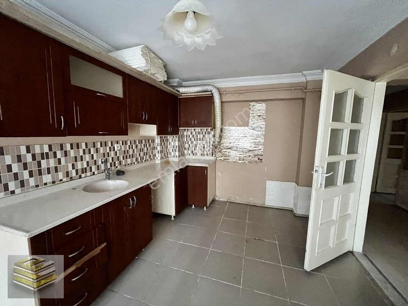 Ekipten Satılık 3+1 Müstakil Girişli Daire — fotoğraf 2