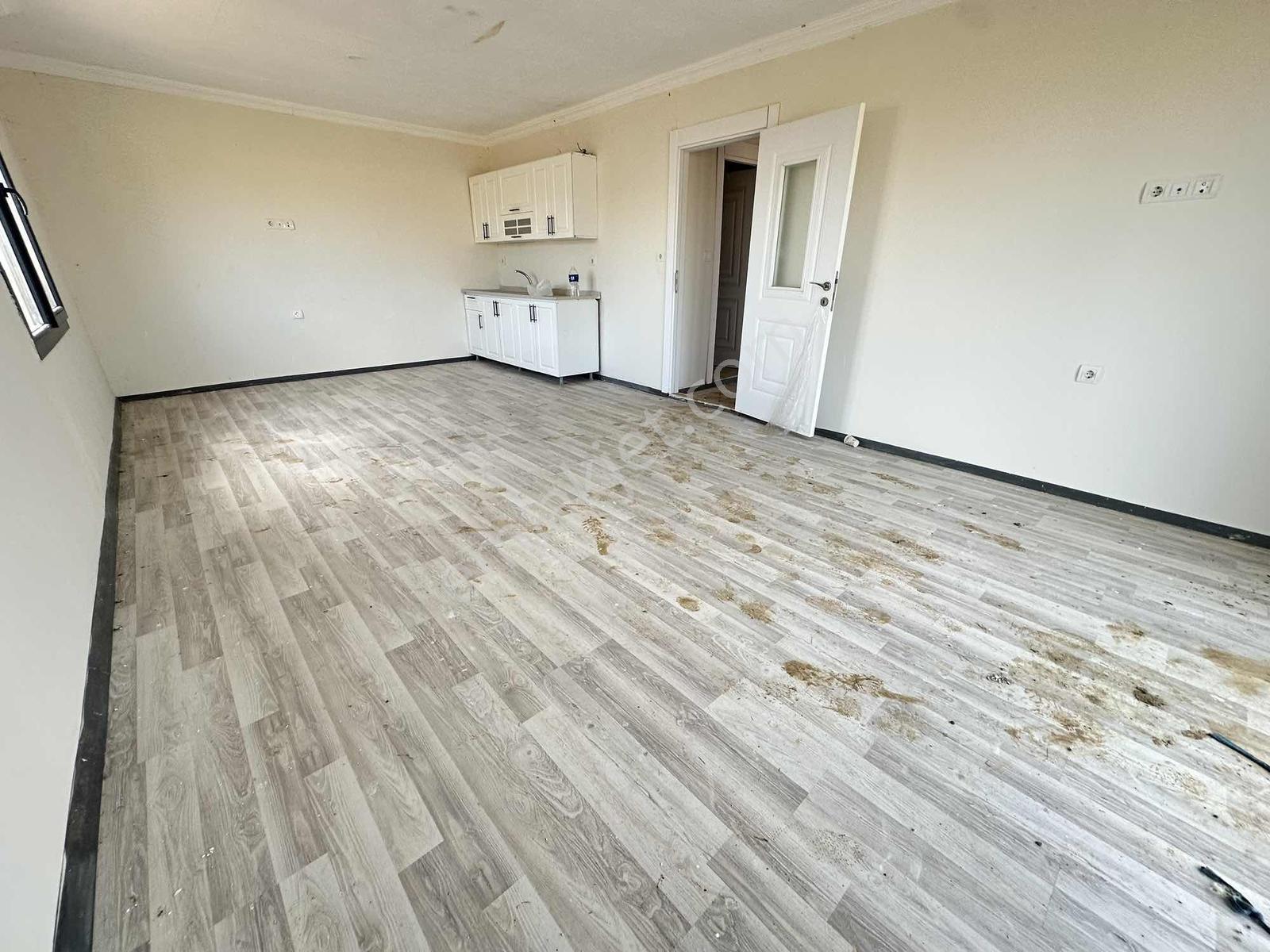 Çeşmelide 140 M² Arsa İçerisinde Geniş Verandalı 1+1 Satılık — fotoğraf 5