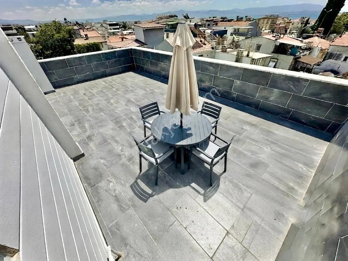 ꧁ay Emlaktan꧂akçay Güre Arasında Deniz Ve Kazdağı Manzaralı Çift Teraslı Satılık 2+1 Dublex Daire — fotoğraf 3