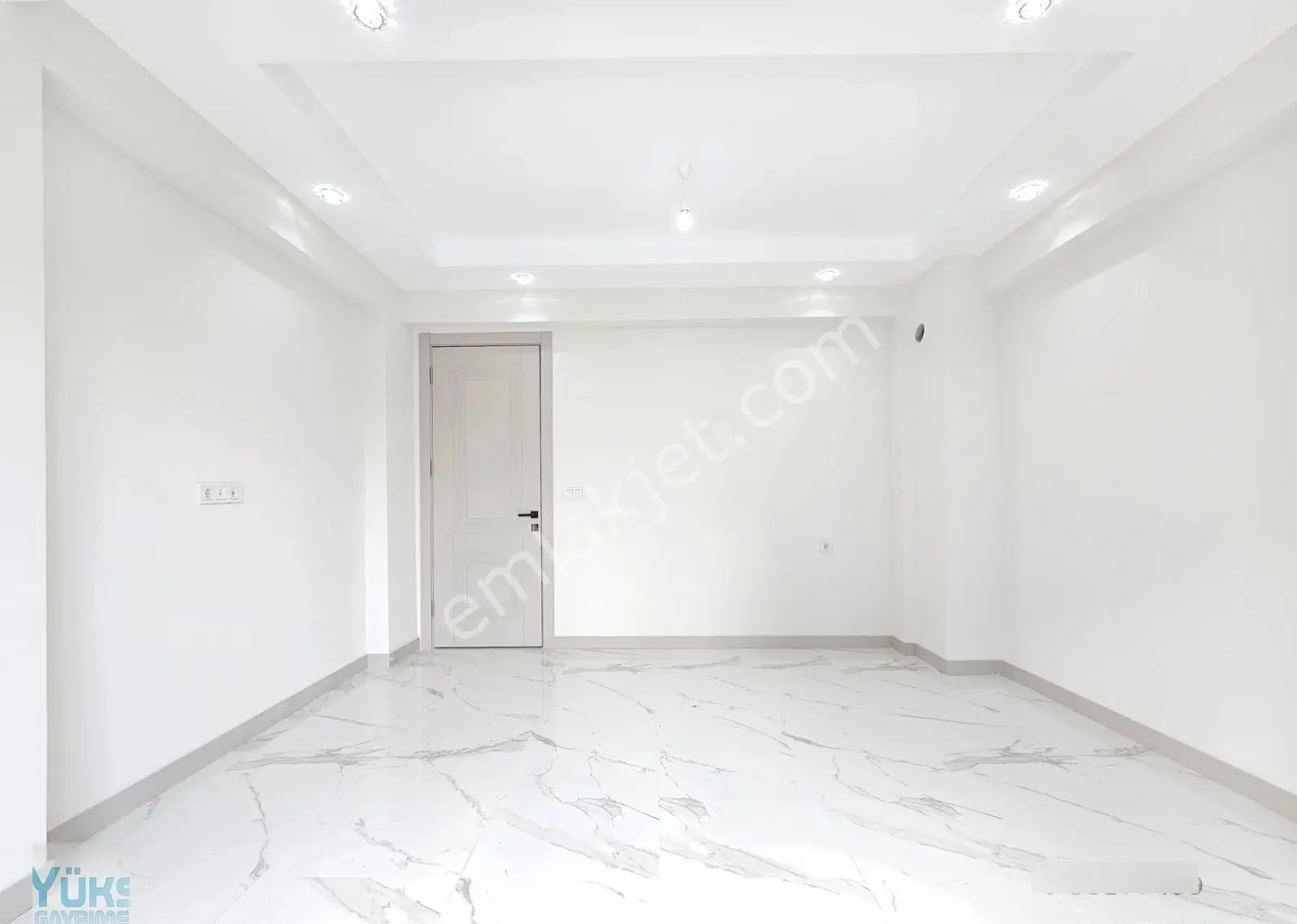 Denizli Hallaçlar Da Merkezi Konumda 2+1 Ebeveyn Banyolu Satılık Bahçe Katı Daire — fotoğraf 4